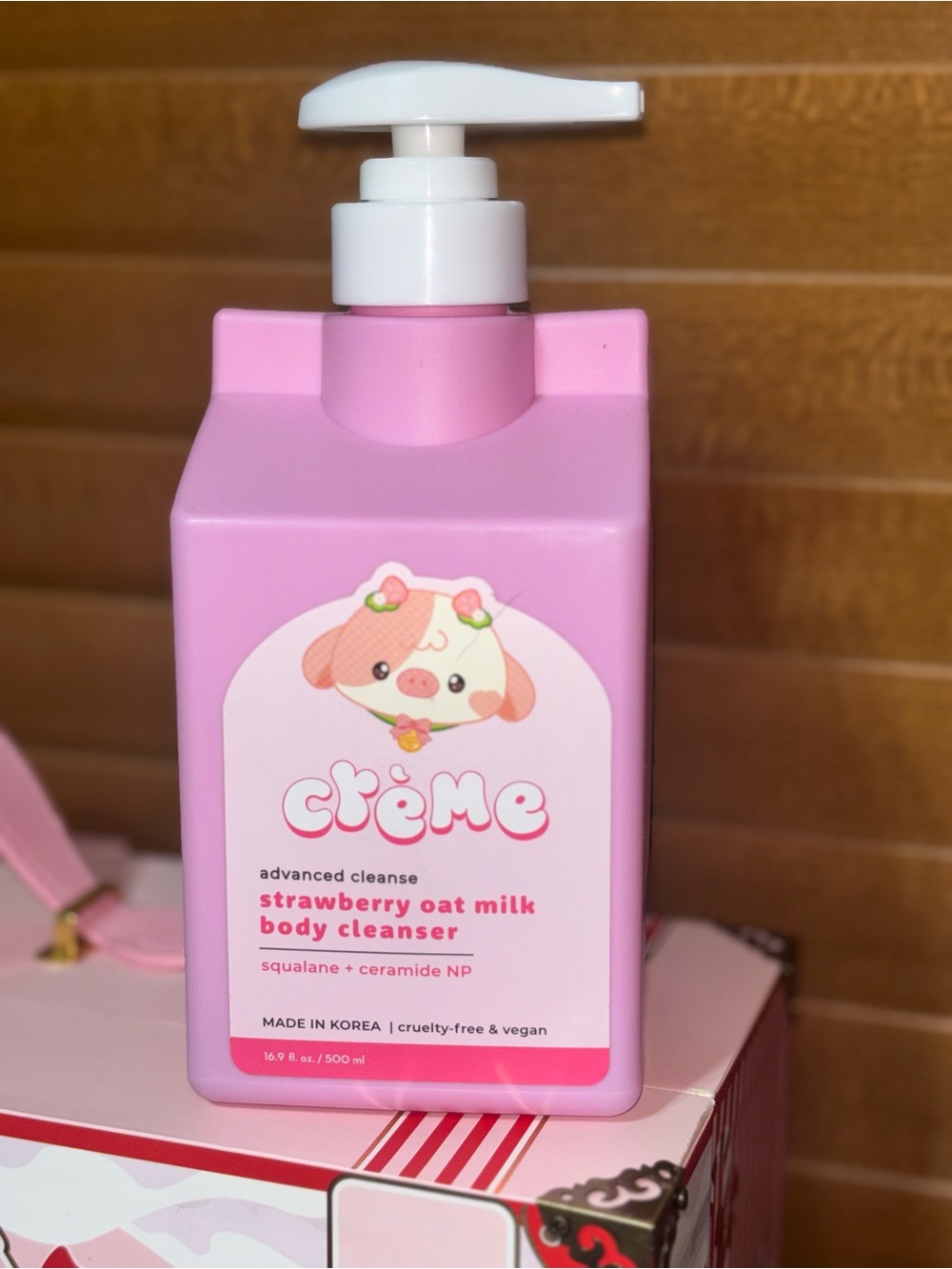 The Crème Shop Strawberry Oat Milk Body Cleanser